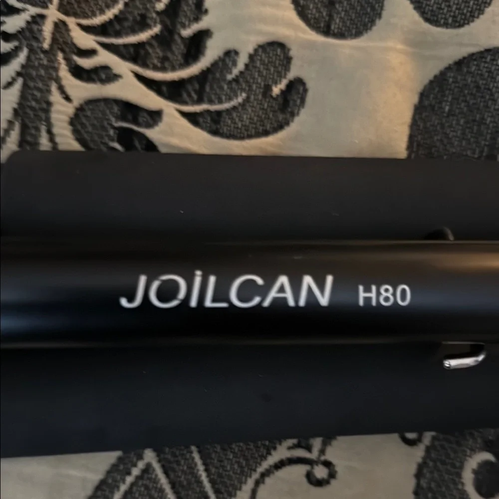Versatile Black and Blue Tripod for Photography